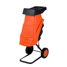 Broyeur de végétaux 2400W