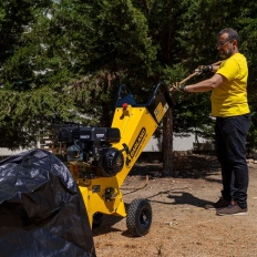 Broyeur de végétaux thermique 7 CV - 196 cc 10 cm GARLAND CHIPPER 1080