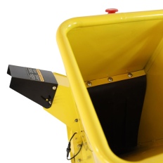 Broyeur de végétaux thermique 5,2 CV GARLAND 820 avec coupe sur disque