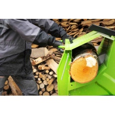 Scie à Bûches 5000 W - 400 V - Lame Ø700 mm ZIPPER ZI-WP700TN