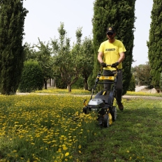 Tondeuse 4T autotractée 196cm3 53cm GARLAND SIOUX 1255ZSG-V23