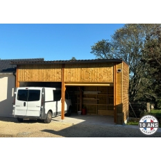 Abri toit plat en bois Douglas